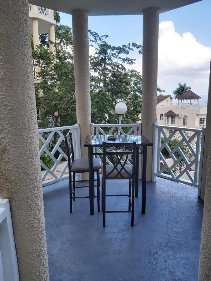 Elegant Condo Awesome View Ocho Rios Bagian luar foto
