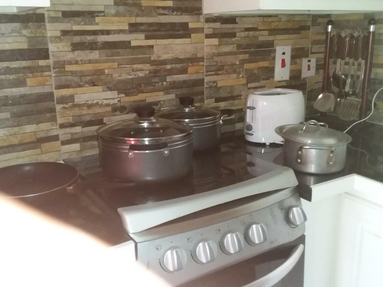 Elegant Condo Awesome View Ocho Rios Bagian luar foto